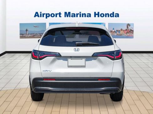 New 2027 Honda HR-V LX image 3