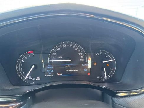 Used 2019 Cadillac XT5 Luxury FWD image 21