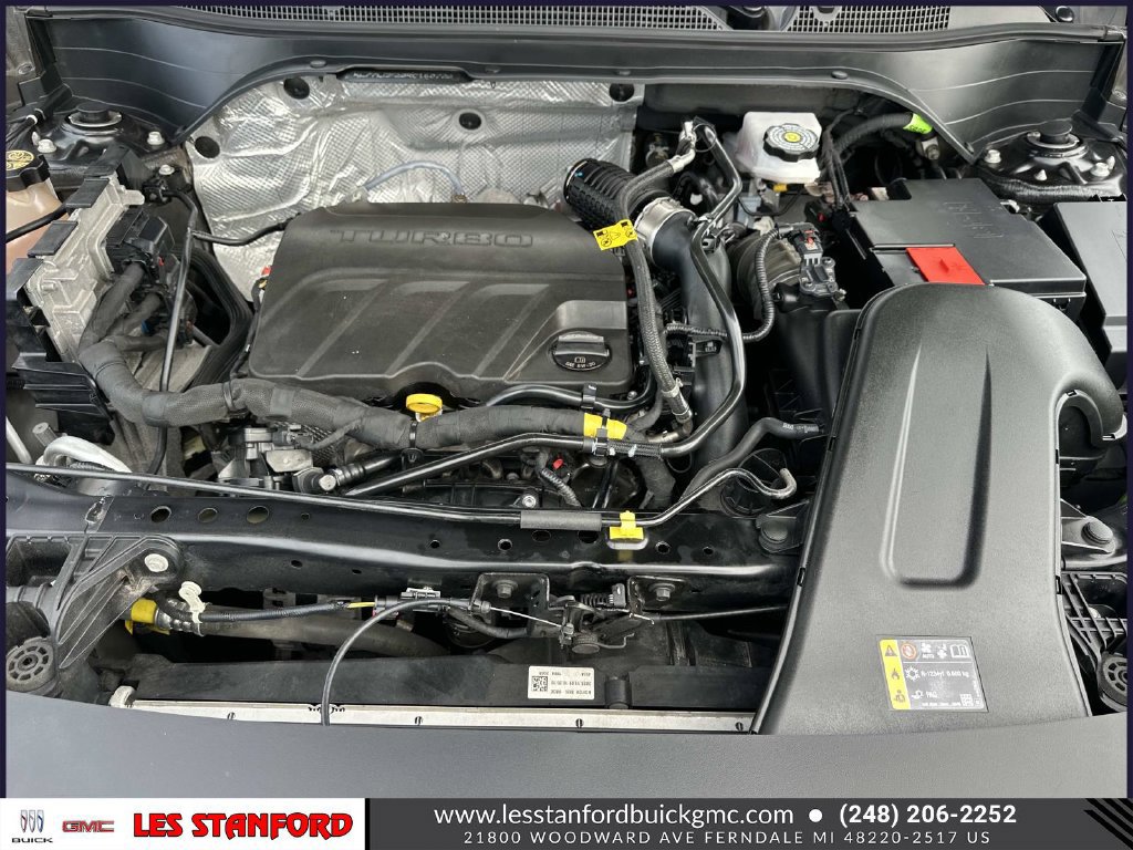 Used 2024 Chevrolet Trax RS FWD image 12