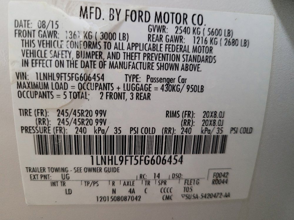 Used 2015 Lincoln MKS AWD w/ Equipment Group 201A image 33