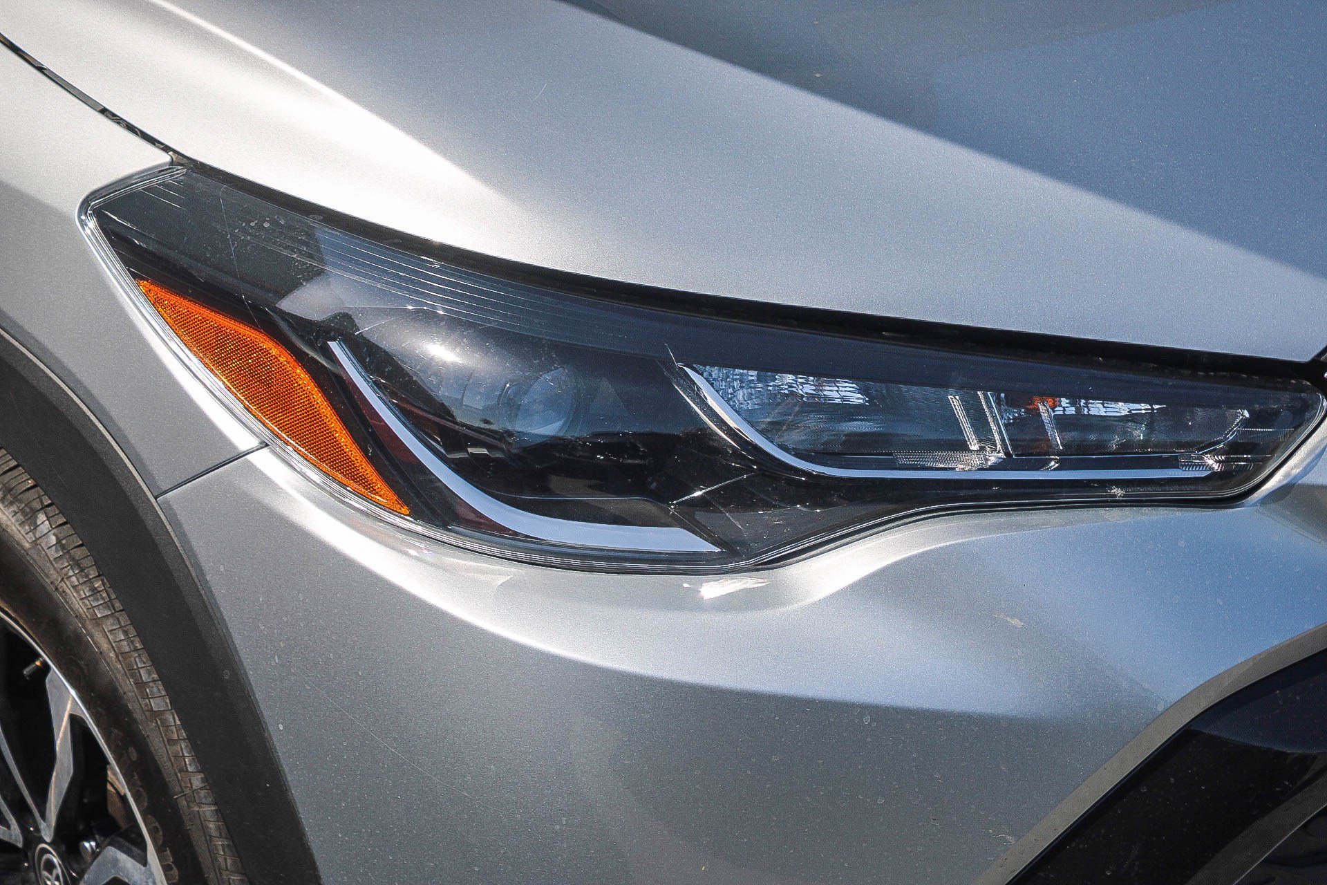 Used 2025 Toyota Corolla Cross AWD Hybrid image 2