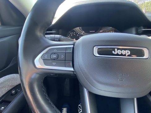 Certified 2022 Jeep Compass Latitude image 41