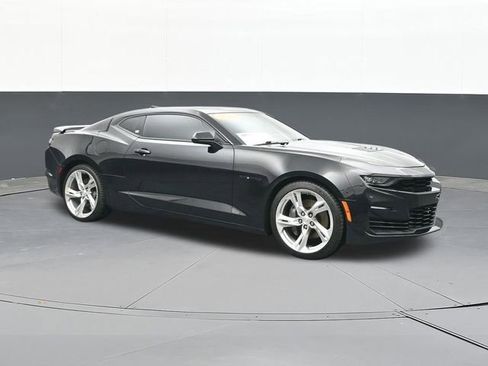 Used 2019 Chevrolet Camaro SS RWD image 22