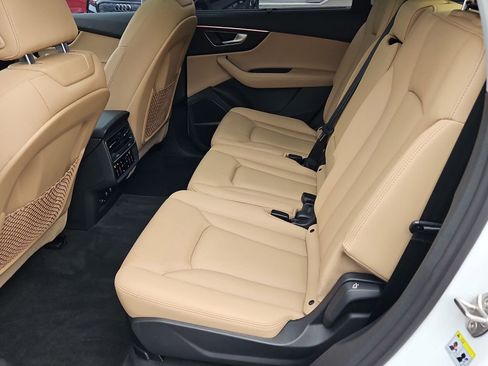 Used 2021 Audi Q7 3.0T Prestige w/ Prestige Package image 13