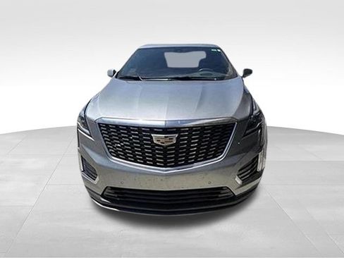 Used 2024 Cadillac XT5 Premium Luxury w/ Technology Package FWD image 3