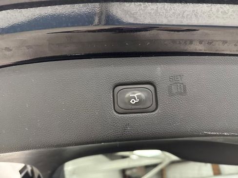 Used 2022 Ford Edge SEL w/ Convenience Package image 15