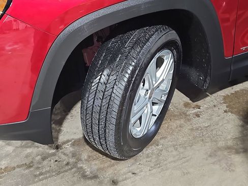 Used 2023 GMC Terrain SLE w/ Driver Convenience Package image 37