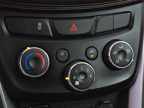 Used 2019 Chevrolet Trax LS FWD image 15
