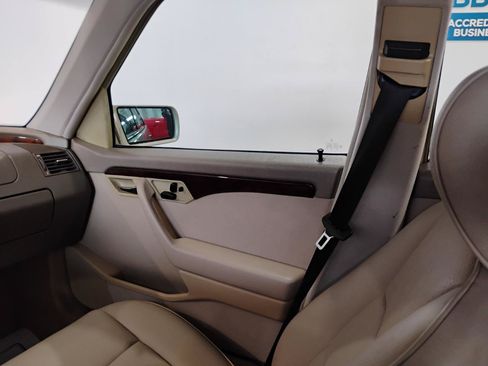 Used 1996 Mercedes-Benz C 280 Sedan image 39