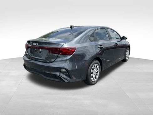 Certified 2024 Kia Forte LX FWD image 8