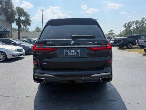 Used 2020 BMW X7 M50i image 4