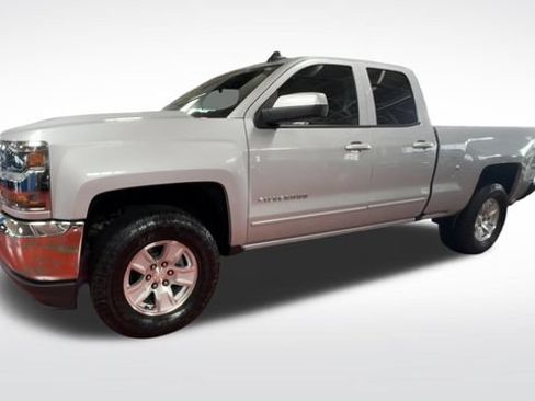 Used 2018 Chevrolet Silverado 1500 LT RWD image 6
