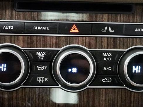 Used 2014 Land Rover Range Rover Sport HSE AWD/4WD image 21