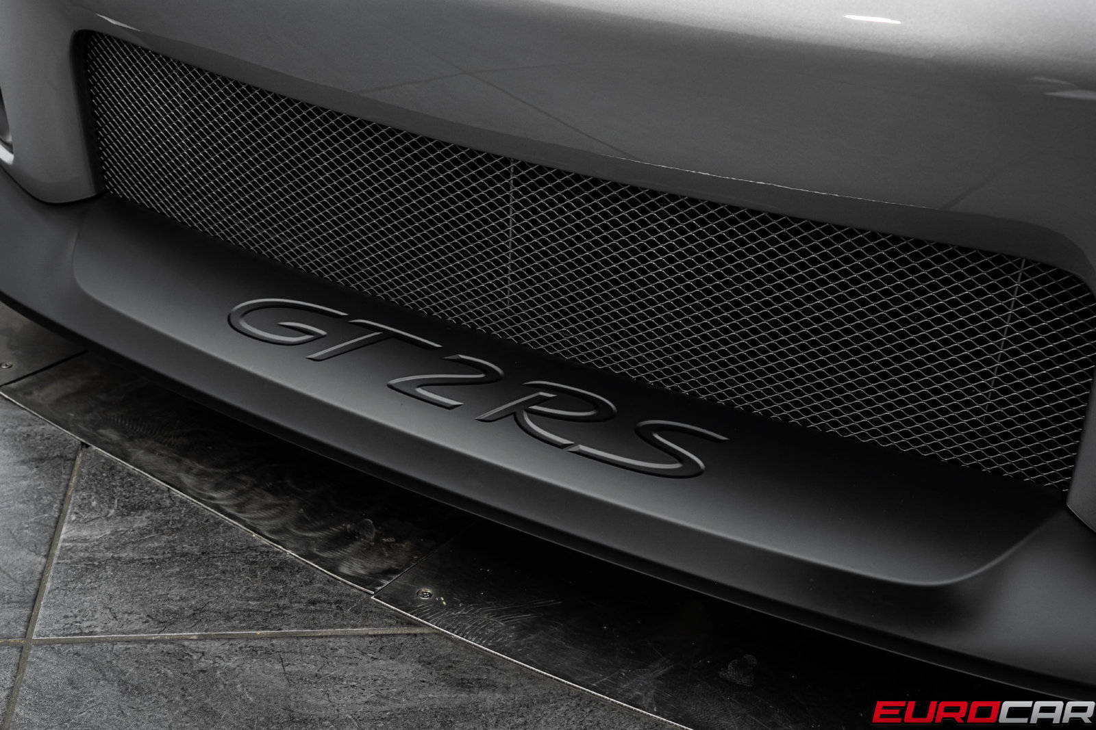 Used 2018 Porsche 911 GT2 RS RWD image 12