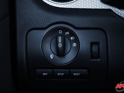 Used 2011 Ford Mustang Shelby GT500 w/ SVT Performance Pkg image 64