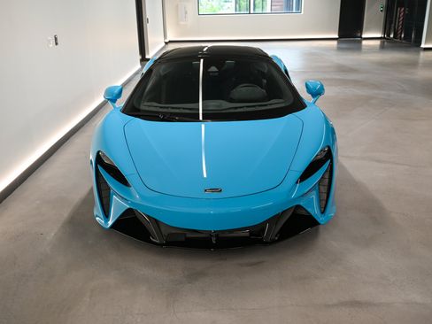 New 2026 McLaren Artura Spider RWD image 2