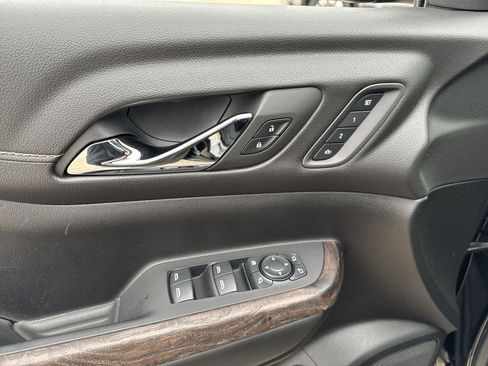 Certified 2023 GMC Acadia Denali w/ Denali Ultimate Package image 16