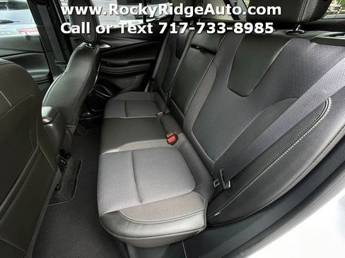 Used 2025 Buick Encore GX Preferred w/ Comfort Package image 16