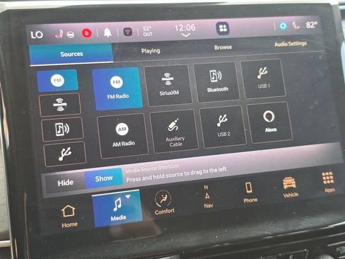 Used 2023 Jeep Grand Cherokee 4WD 4xe image 10