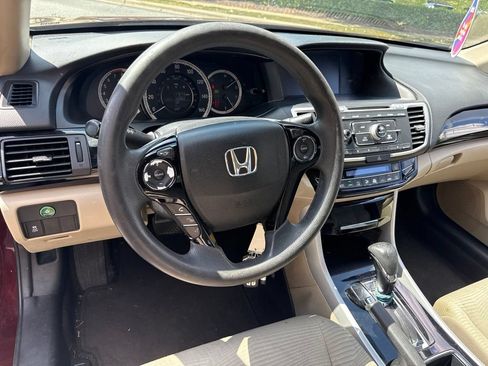 Used 2016 Honda Accord LX image 9