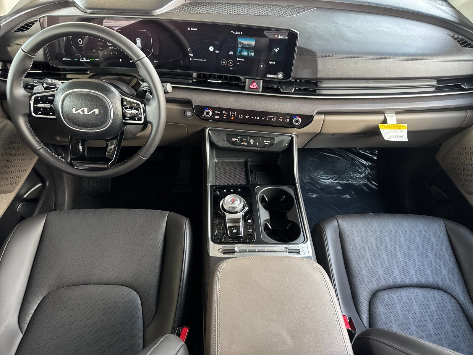 Certified 2026 Kia Carnival SX FWD image 14