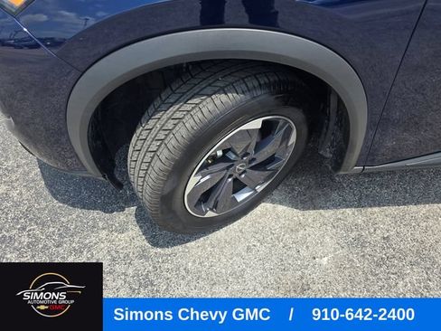Used 2025 Nissan Rogue SV FWD image 29