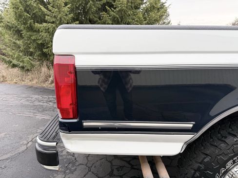 Used 1993 Ford F250 XLT 2dr 4WD Extended Cab LB HD image 52