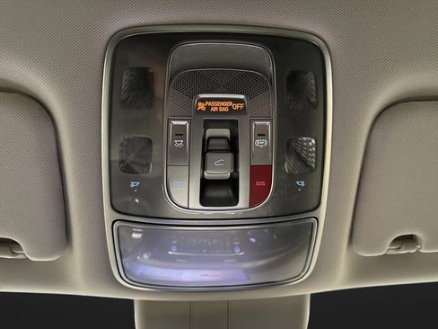 Used 2025 Genesis GV80 2.5T Prestige image 29