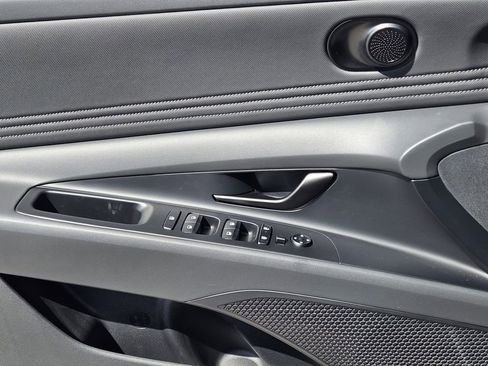 New 2026 Hyundai Elantra SEL Sport Premium FWD image 22