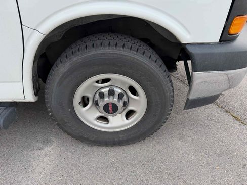 Used 2023 GMC Savana 2500 w/ Driver Convenience Package image 26