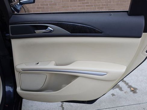 Used 2014 Lincoln MKZ AWD w/ Equipment Group 102A Reserve image 17