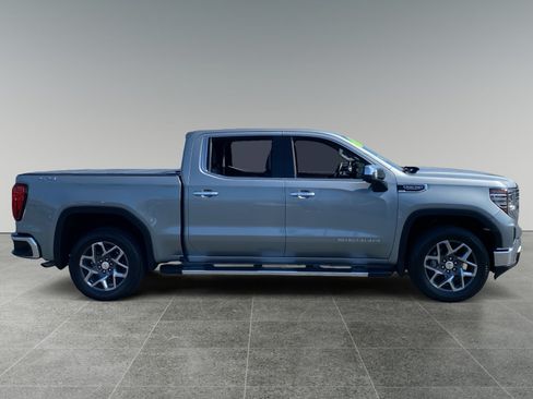 Used 2024 GMC Sierra 1500 SLT w/ SLT Premium Package AWD/4WD image 6