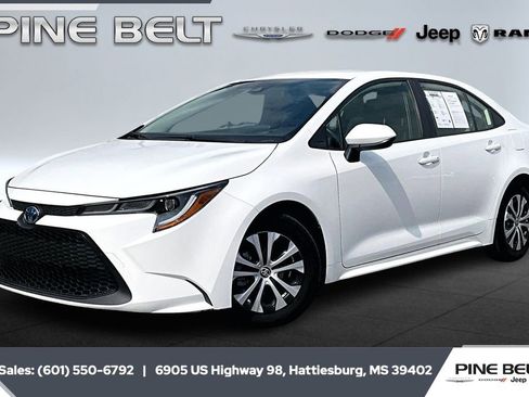 Used 2022 Toyota Corolla LE image 10