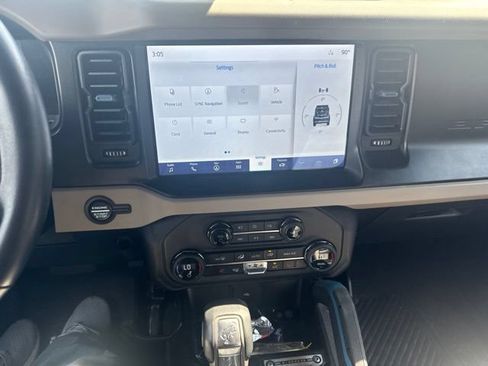 Used 2023 Ford Bronco Wildtrak AWD/4WD image 10