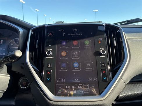 Used 2024 Subaru Ascent Premium w/ Convenience Package image 29