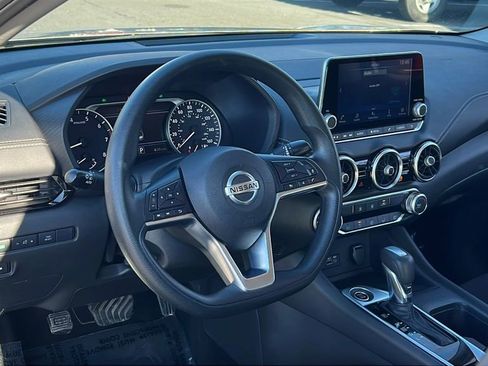 Used 2023 Nissan Sentra SV image 19