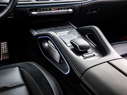 New 2026 Mercedes-Benz GLS 63 AMG 4MATIC image 6