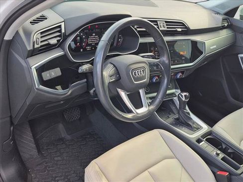 Used 2024 Audi Q3 2.0T Premium Plus AWD/4WD image 3