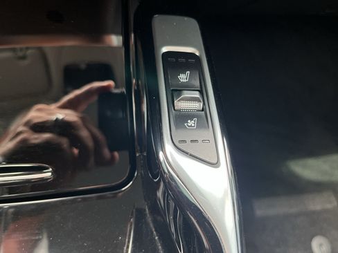 Used 2022 Kia Sorento SX FWD image 25