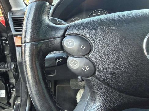 Used 2008 Mercedes-Benz E 350 4MATIC Sedan image 23