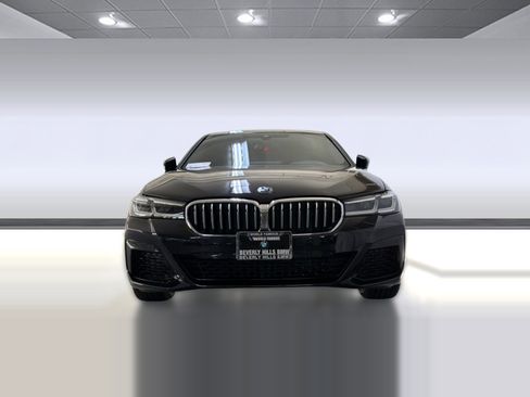 Used 2023 BMW 530e w/ M Sport Package image 5