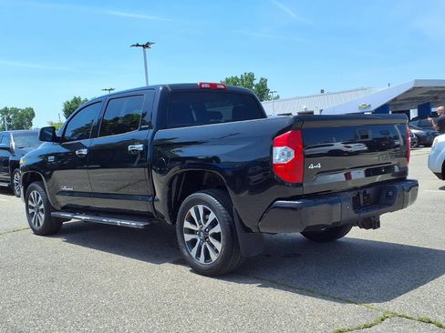 Used 2018 Toyota Tundra Limited w/ Limited Premium Package AWD/4WD image 7