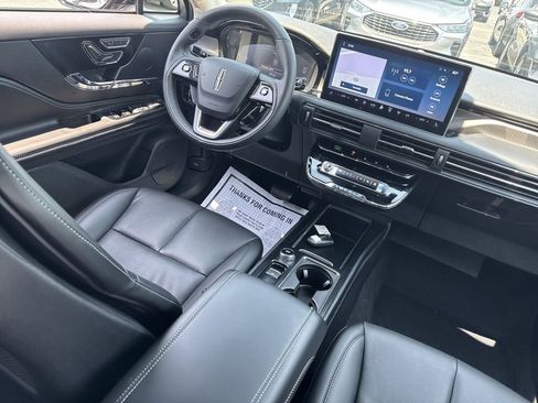 Certified 2023 Lincoln Corsair Reserve w/ Jet Appearance Package image 18