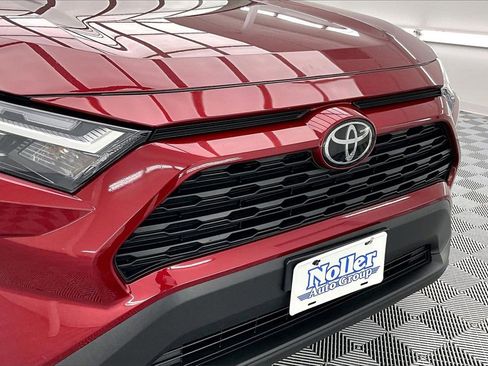 Used 2024 Toyota RAV4 LE image 28