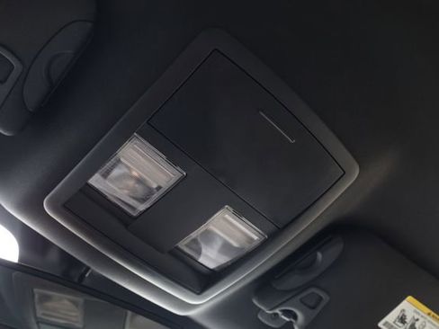 Used 2013 Dodge Challenger SXT Plus RWD image 19