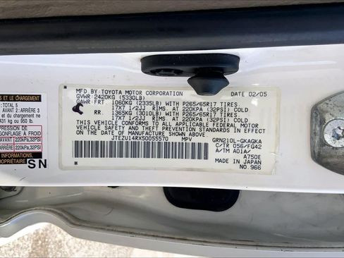 Used 2005 Toyota 4Runner SR5 RWD image 34