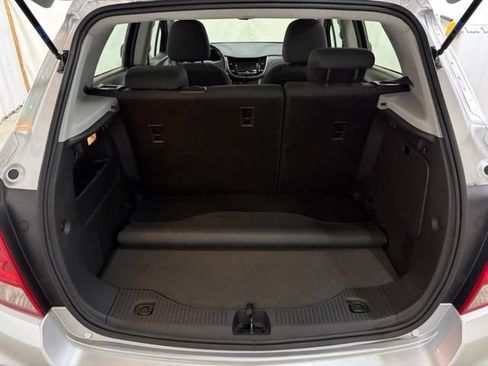 Used 2017 Chevrolet Trax LS FWD image 11