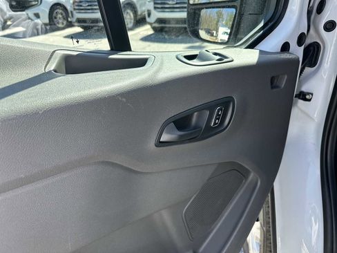 Used 2024 Ford Transit 350 XLT RWD image 12