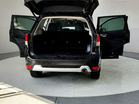 Used 2020 Subaru Forester Touring image 14