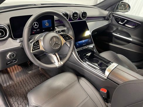 Used 2025 Mercedes-Benz C 300 4MATIC Sedan image 21